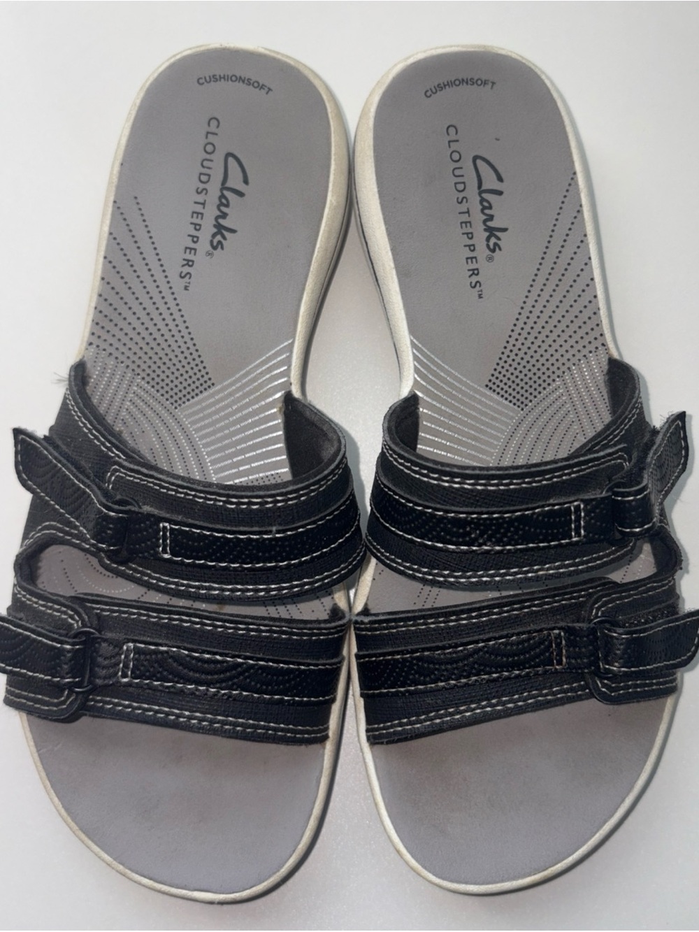 Clarks Black Strappy Cloudsteppers Slip-On Sandals